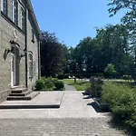 Herrenhaus Gut Neuruppersdorf ホテル *