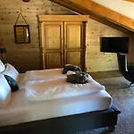 Herrenhaus Gut Neuruppersdorf ホテル ティメンドルファー・シュトラント
