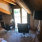 Herrenhaus Gut Neuruppersdorf ホテル ティメンドルファー・シュトラント