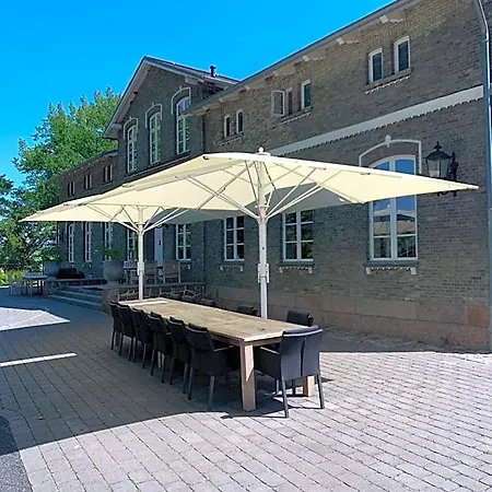 Herrenhaus Gut Neuruppersdorf *