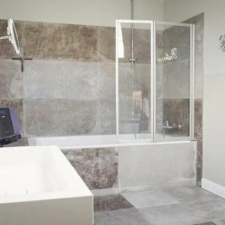 Herrenhaus Gut Neuruppersdorf Szálloda