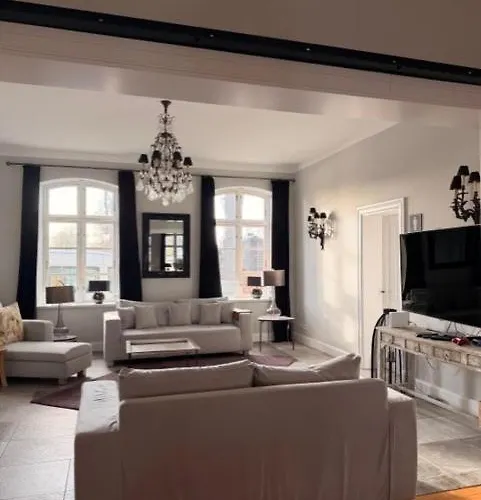 Herrenhaus Gut Neuruppersdorf Hotell *