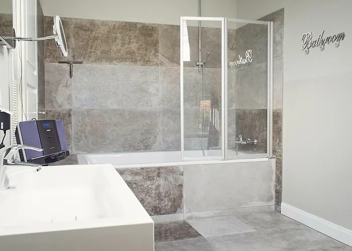 Herrenhaus Gut Neuruppersdorf Hotell