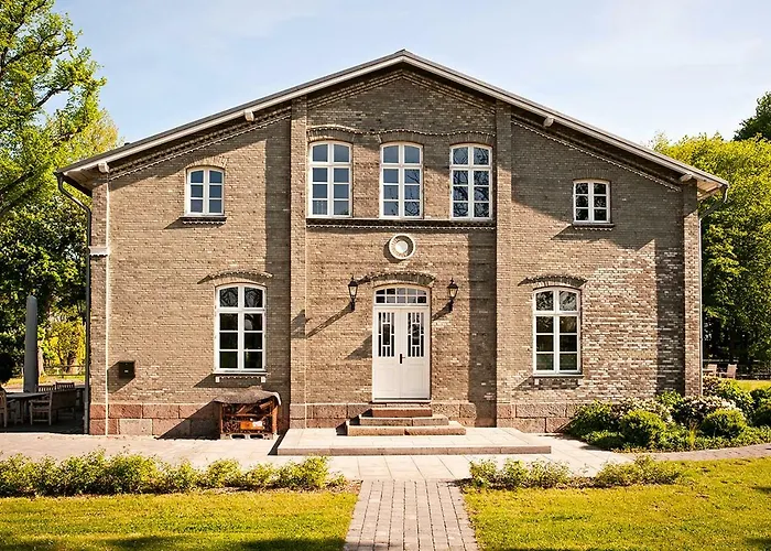 Herrenhaus Gut Neuruppersdorf Hotel Timmendorfer Strand
